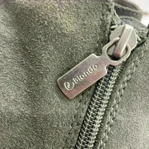 Blondo, “Liam” waterproof dark grey Ankle Bootie. Excellent Condition Size 7.5 - Picture 10 of 11